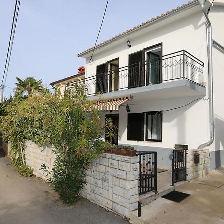 Villa House Zbasnik Klimno Exterior foto